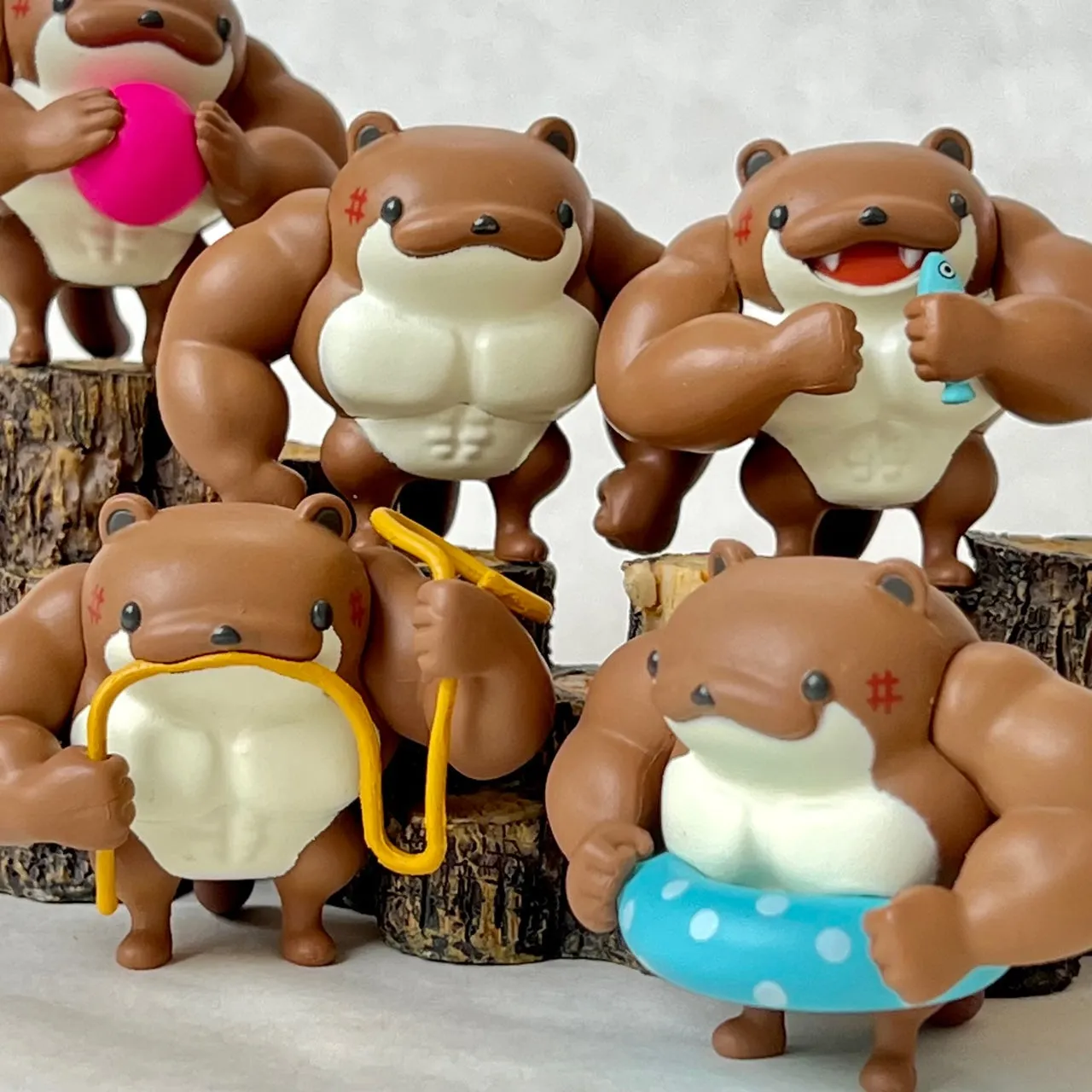 70215 Tough Otter Figurine Capsule-5