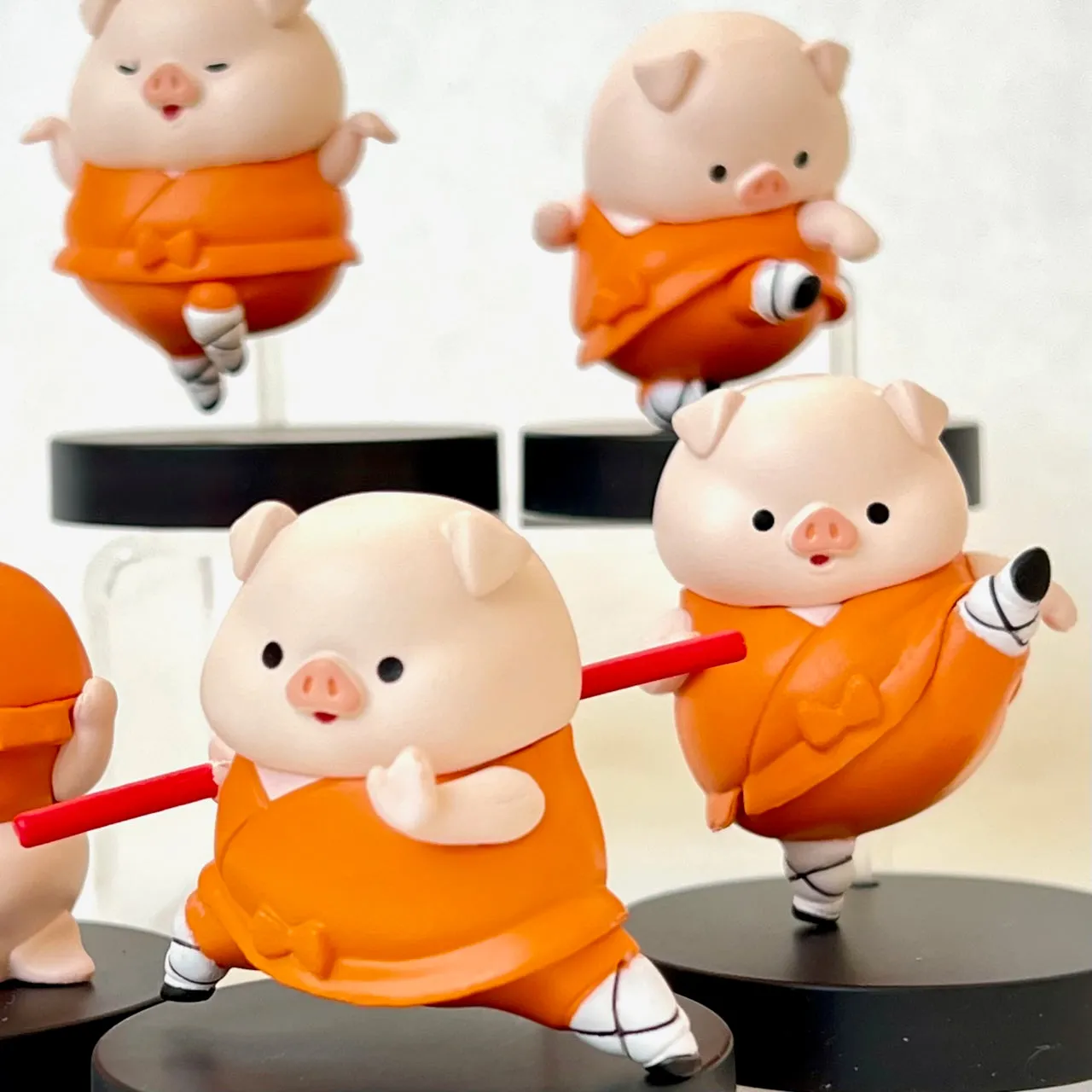 70239 Kung Fu Pig Figurine Capsule-5