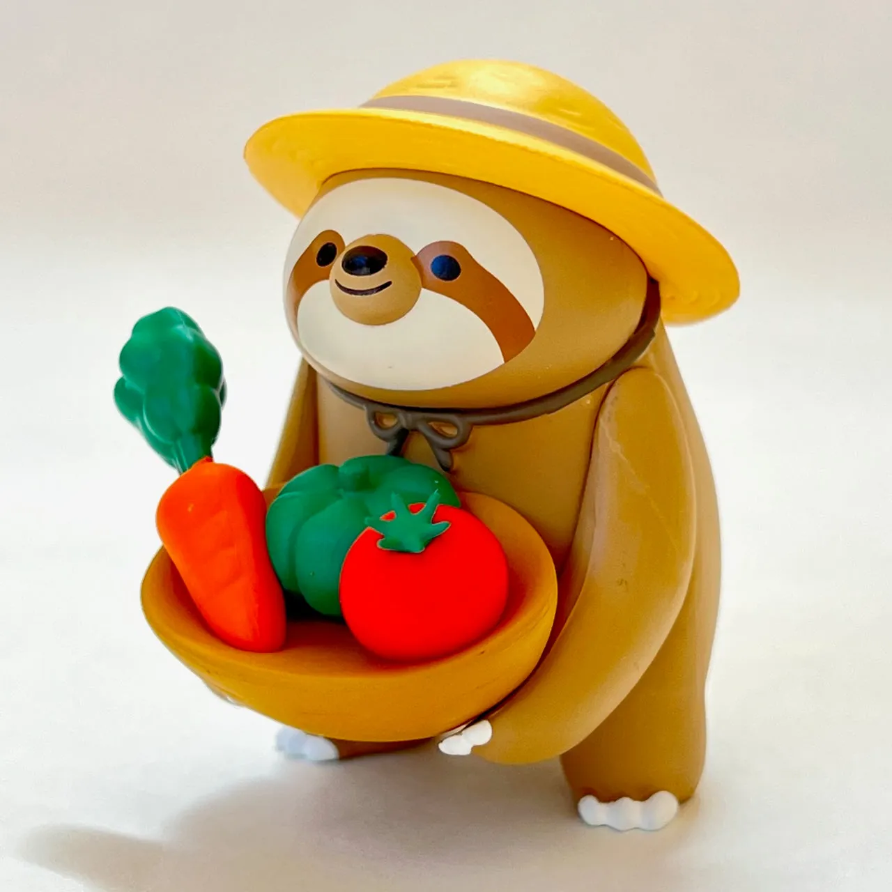 70247 Farmer Sloth Figurine Capsule-5