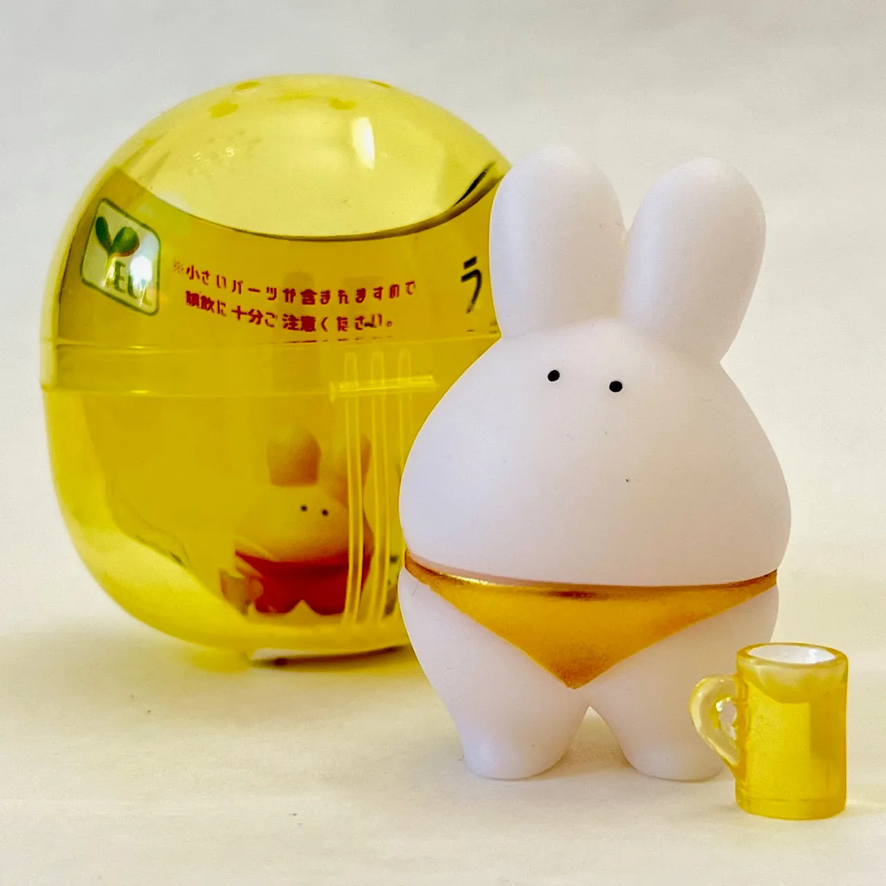 70290 Sumo Rabbit Figurine Capsule-5