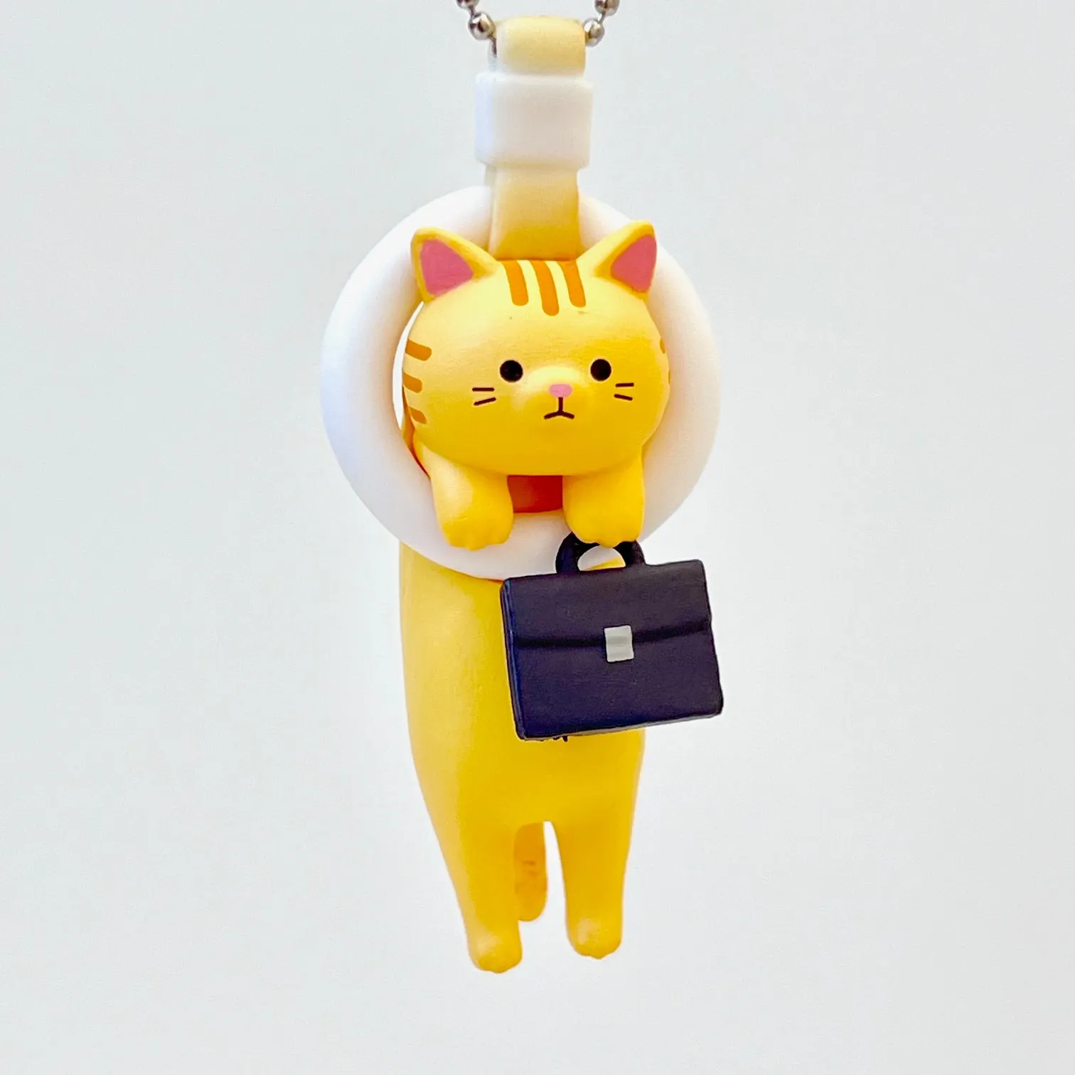 70335 Commuter Cats Figurine Capsule-6