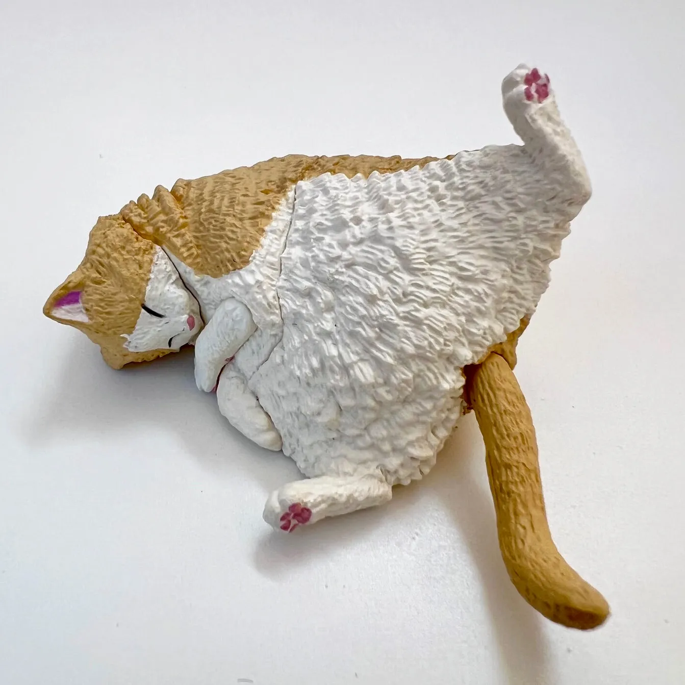 70382 Sleepy Cat Vol 2 Figurine Capsule-5