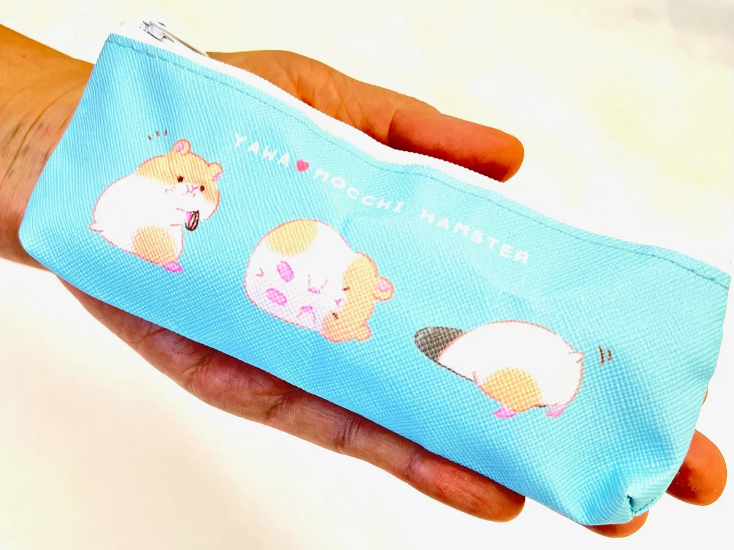 70960 Hamster Zipper Case Capsule-5