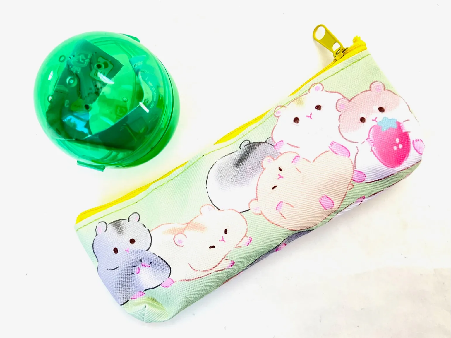 70960 Hamster Zipper Case Capsule-5