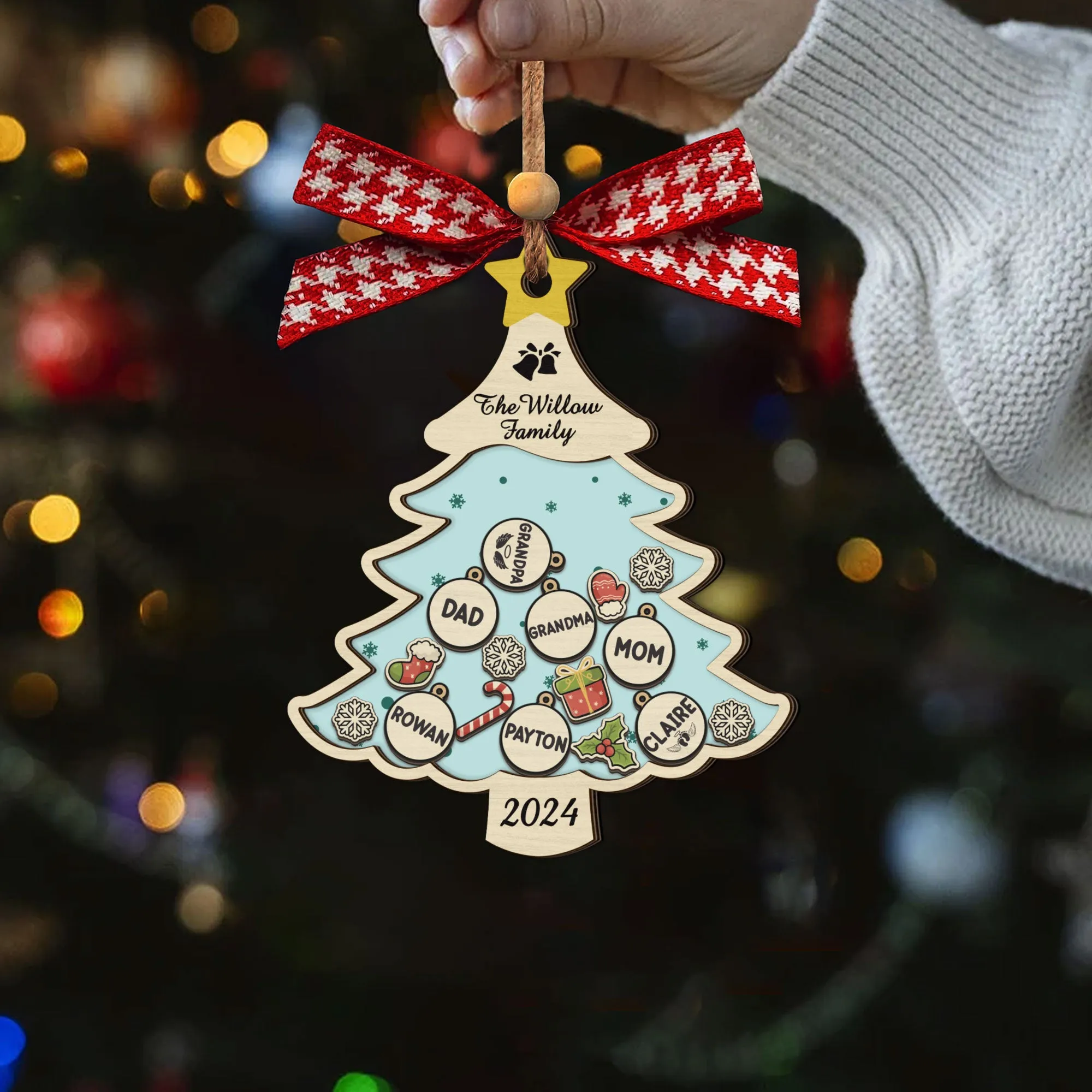 Custom Family Names Christmas Tree Decorations, Family Wooden Ornaments CF207