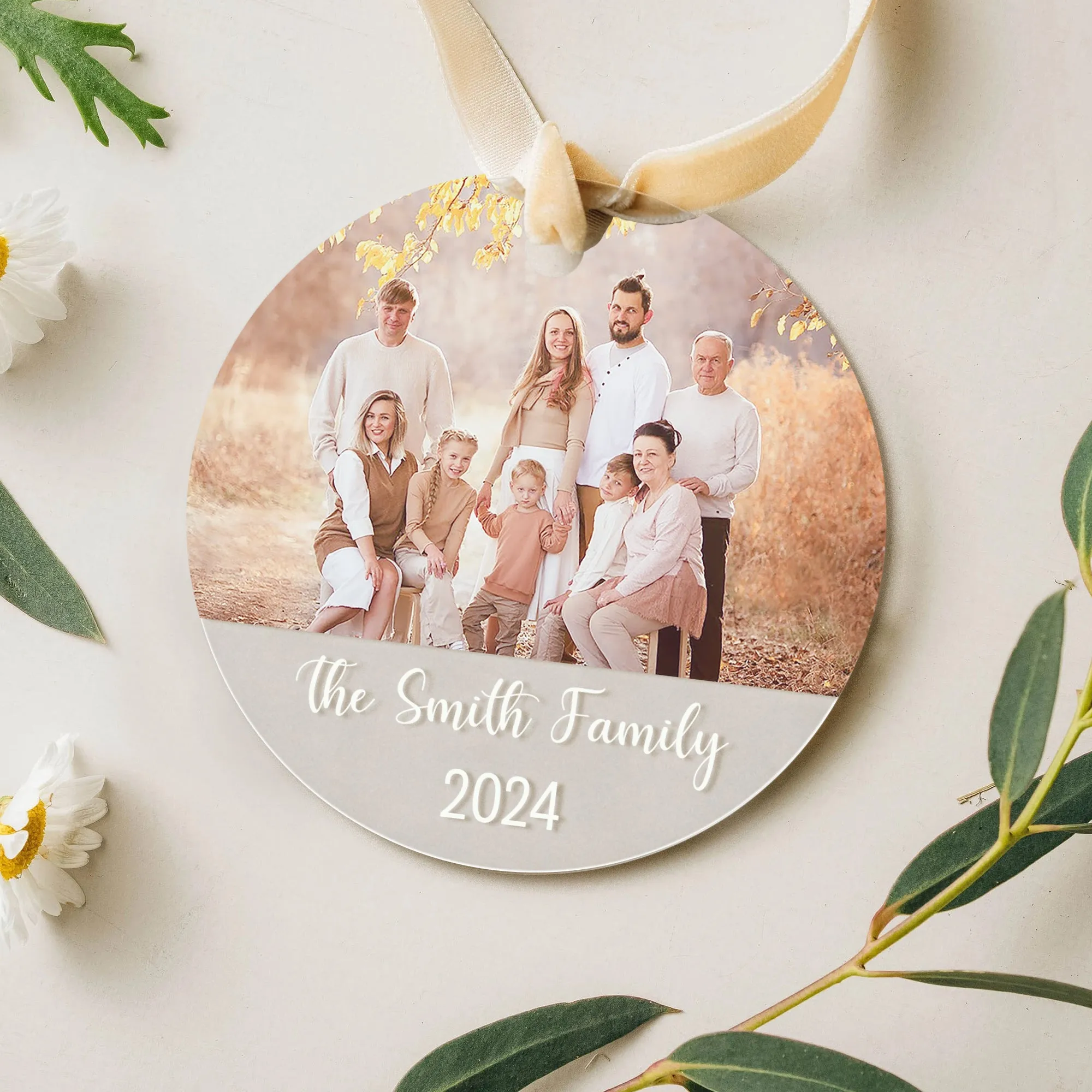 Custom Family Photo Ornament, Personalized Family Ornament with Christmas Tree AV03-13