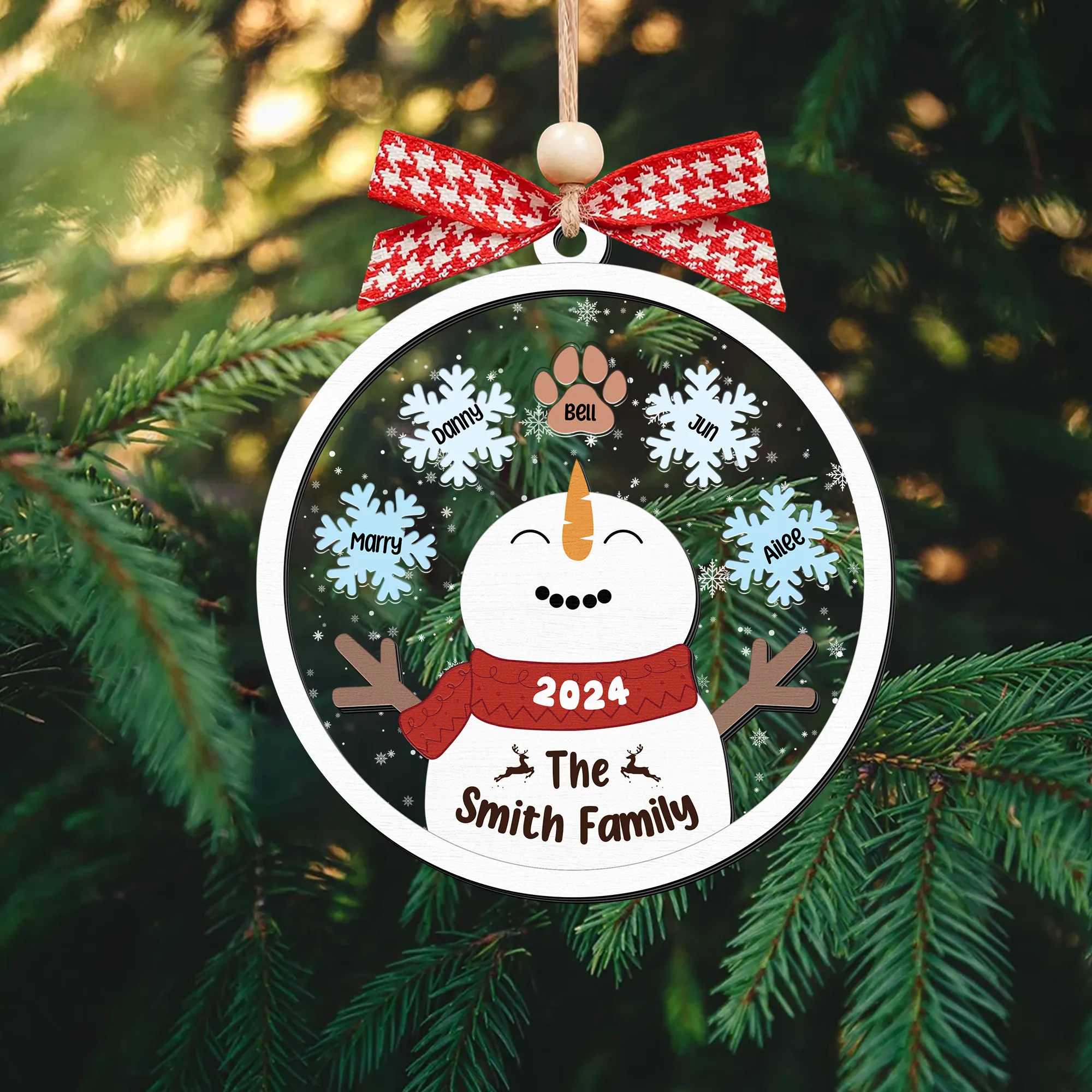 Personalized Family Names Christmas Ornament, Funny Snowman Family Shaker Ornament CF296