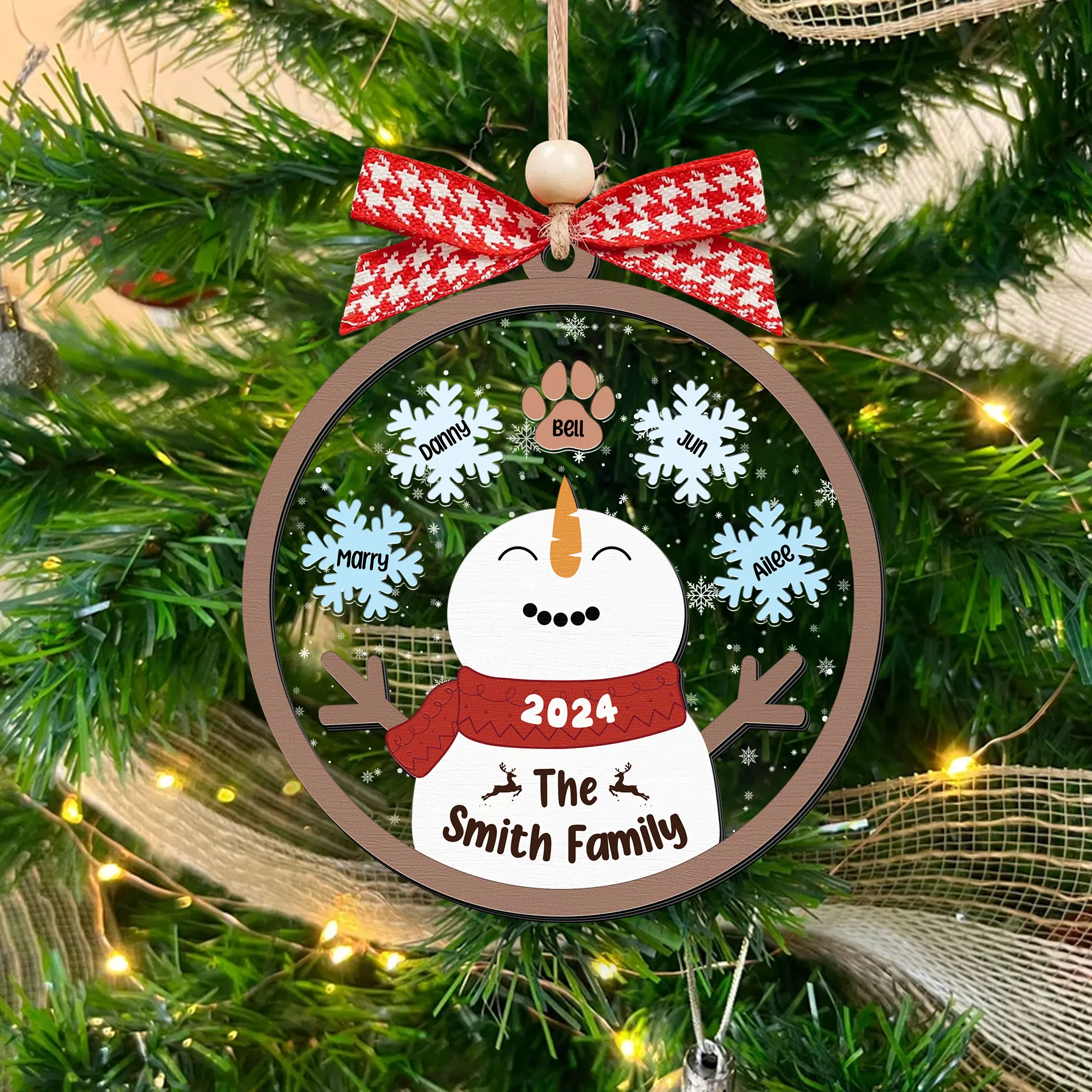 Personalized Family Names Christmas Ornament, Funny Snowman Family Shaker Ornament CF296