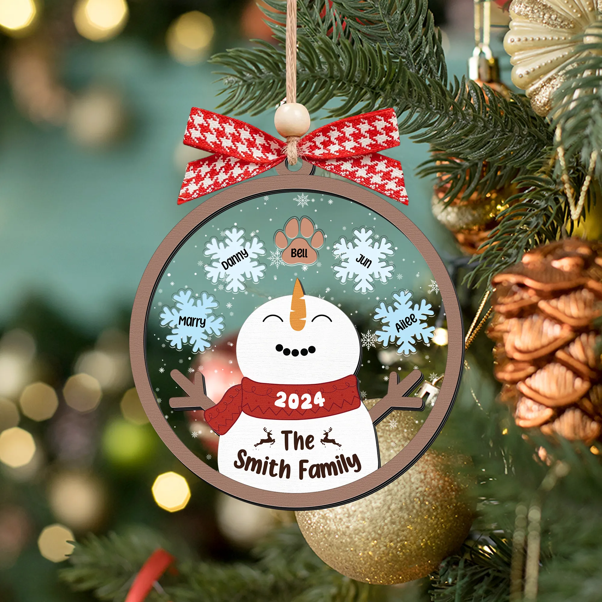 Personalized Family Names Christmas Ornament, Funny Snowman Family Shaker Ornament CF296