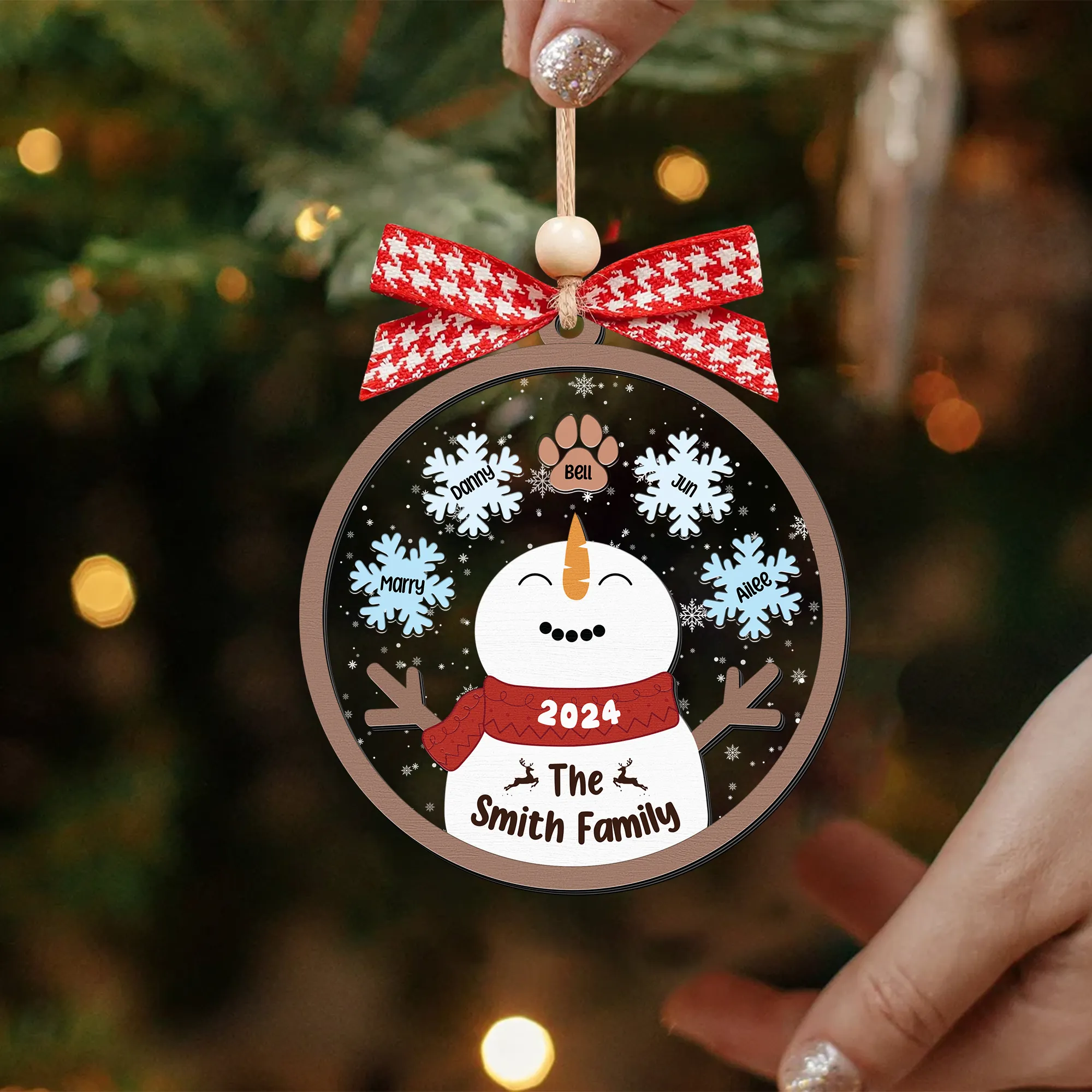 Personalized Family Names Christmas Ornament, Funny Snowman Family Shaker Ornament CF296