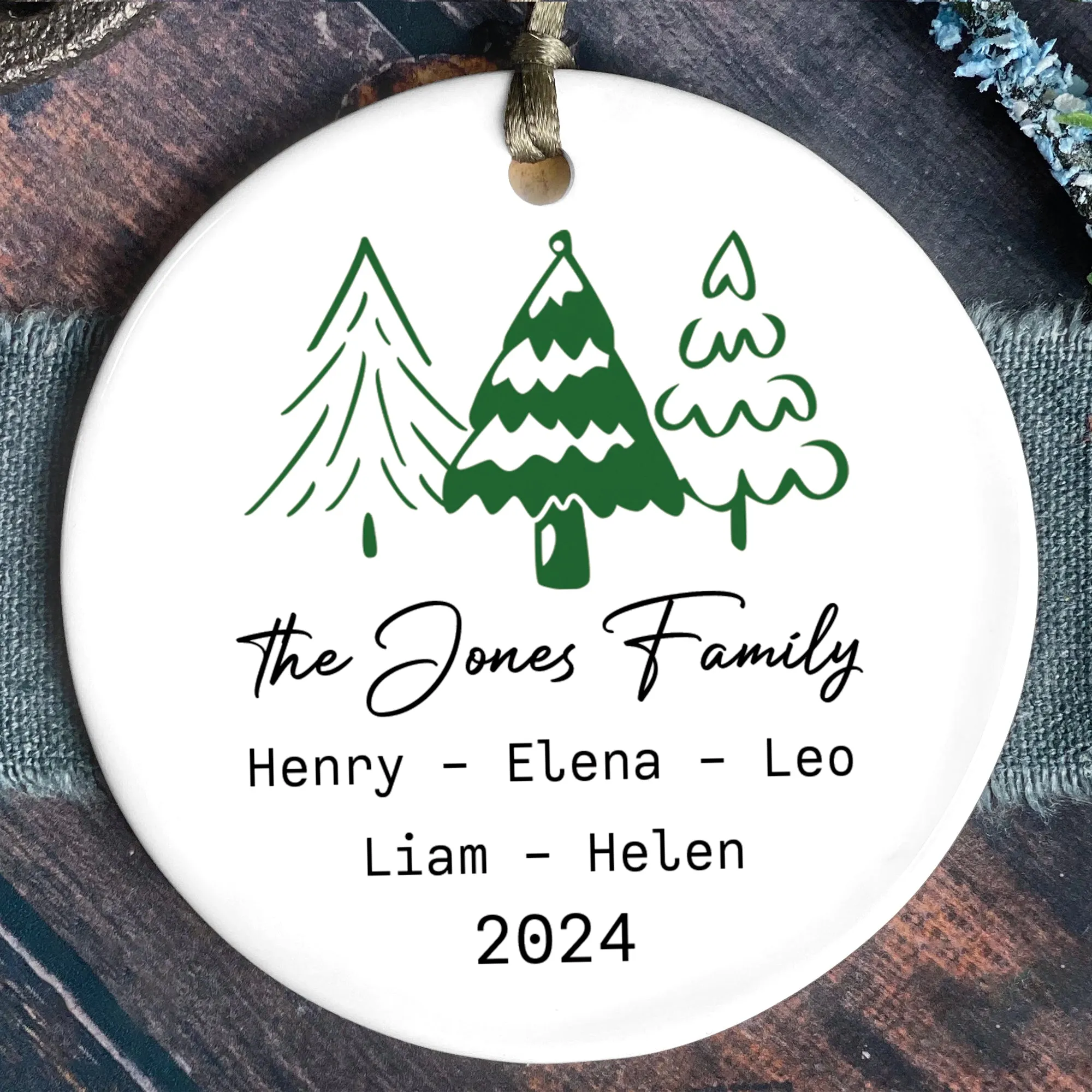 Personalized Family Ornament, Custom Xmas Tree Ornament CX01-27