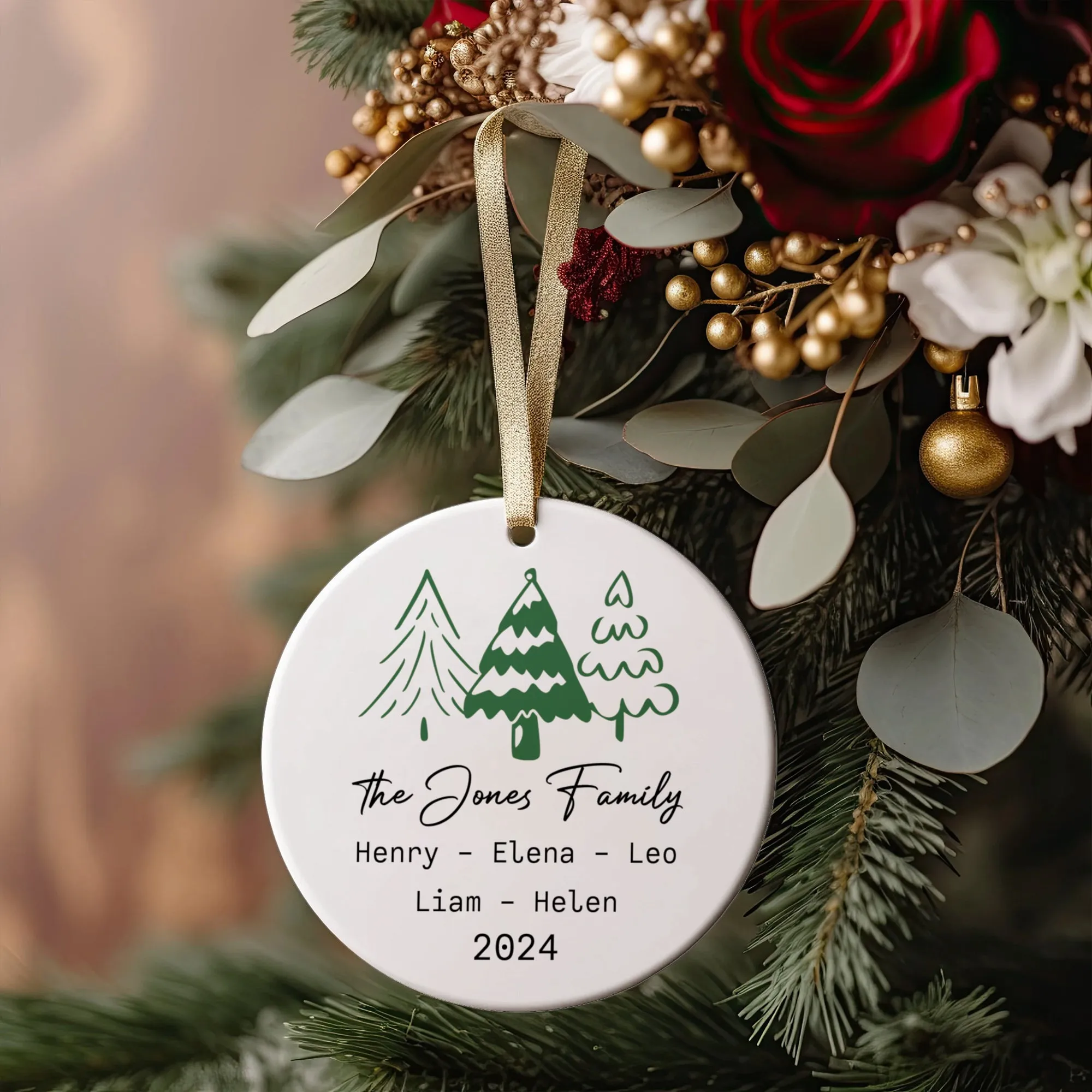 Personalized Family Ornament, Custom Xmas Tree Ornament CX01-27