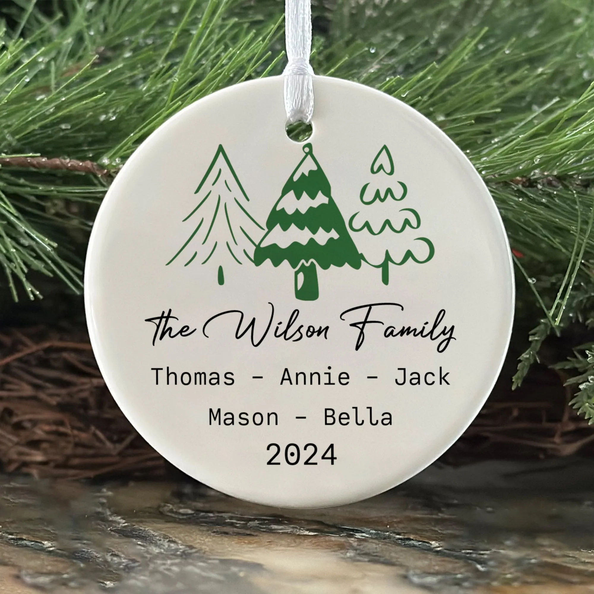 Personalized Family Ornament, Custom Xmas Tree Ornament CX01-27