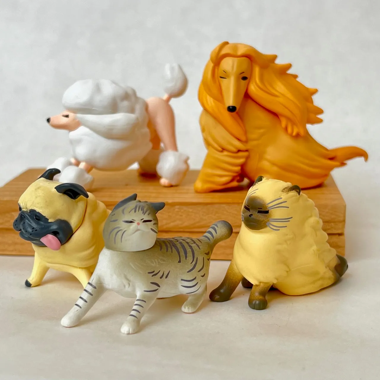 X 70209 Pets in the Wind Vol.2 Figurine Capsule-DISCONTINUED