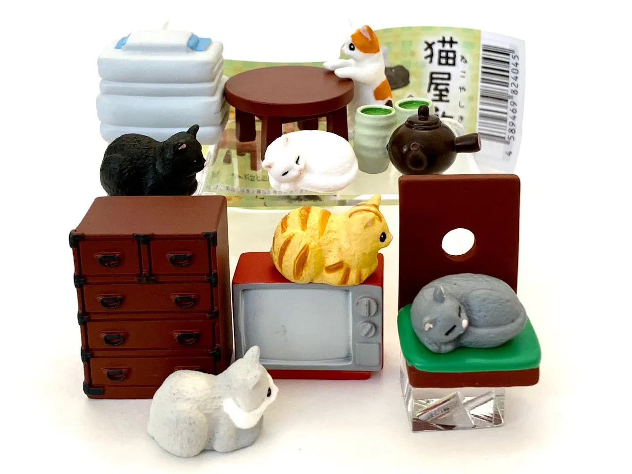 X 70805 CAT HOUSE CAPSULE-DISCONTINUED