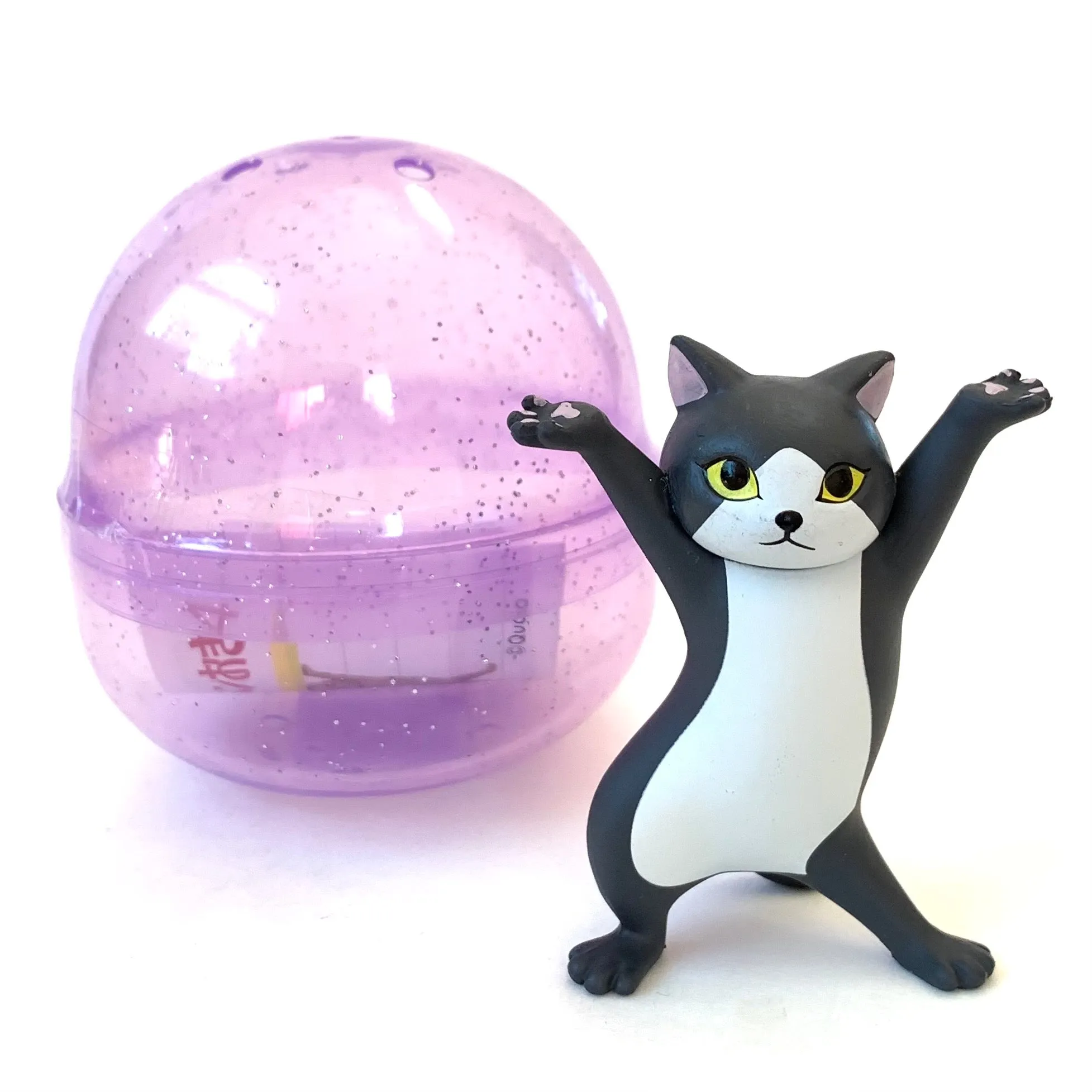 X 70906 Cat Pen Holder Vol. 2 Capsule-DISCONTINUED