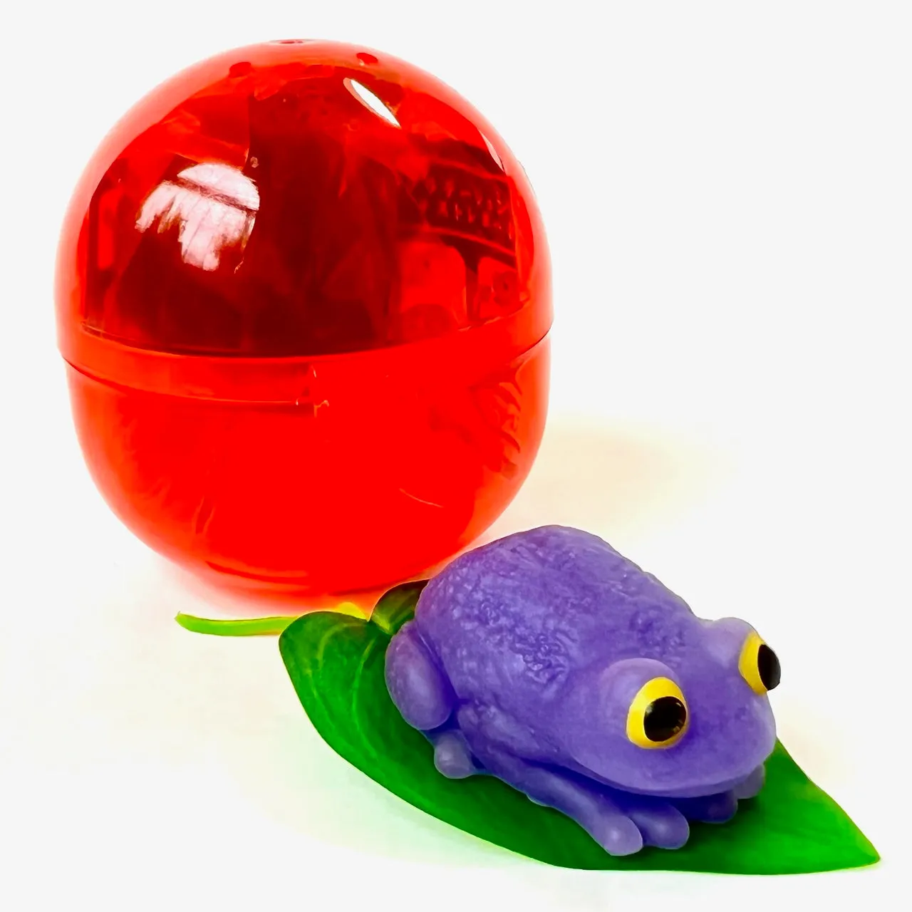 X 70955 Frog  Color Changing Gummy Figurine Capsule-DISCONTINUED